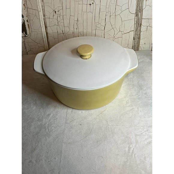 Vintage Corning Ware 4 QT Casserole Dish W/ Lid Harvest Yellow Gold B-4-B USA🔥 - Picture 1 of 10